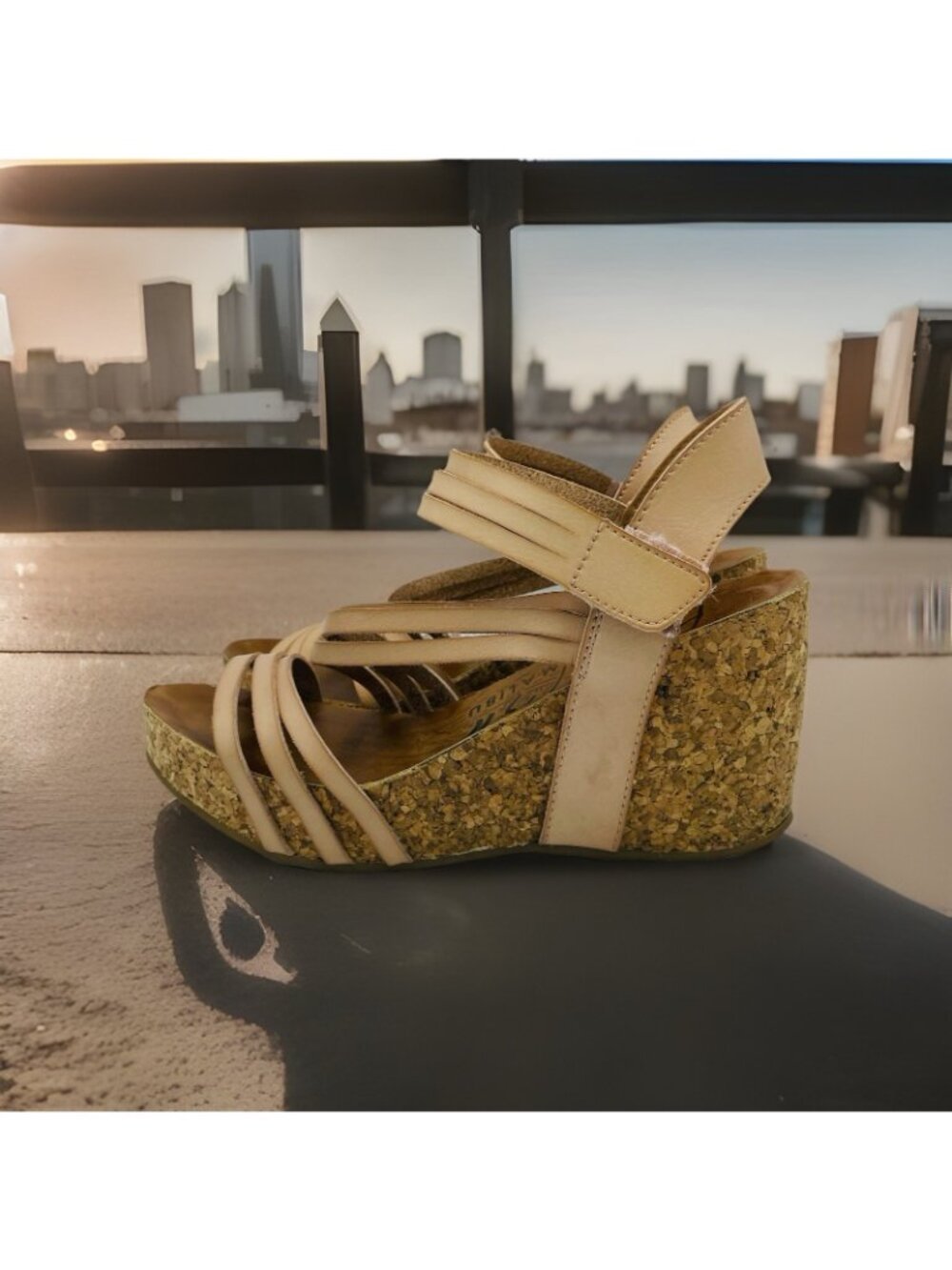 Blowfish Malibu Womens Shoes Size 8.5 Brown Cork Wedge High Heels Casual Strappy - Picture 2 of 11